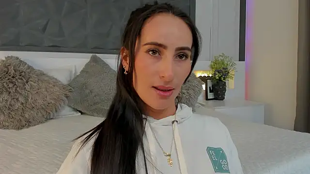 SaraGomez1 现场XXX聊天