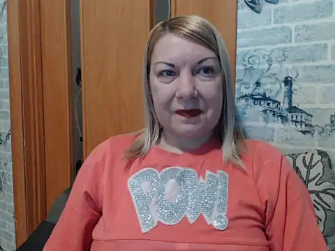 Lillia_Ray Adlı Modelin Canlı XXX Sohbeti