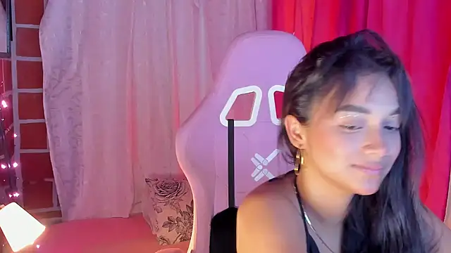 MelanyOconner 即時 XXX 聊天