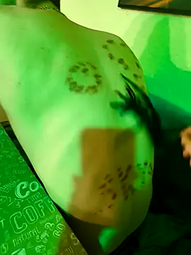 แชท XXX สดของ Hot_SkinnyGirl