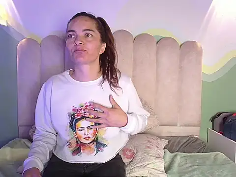 BiancaLuxx_ 现场XXX聊天