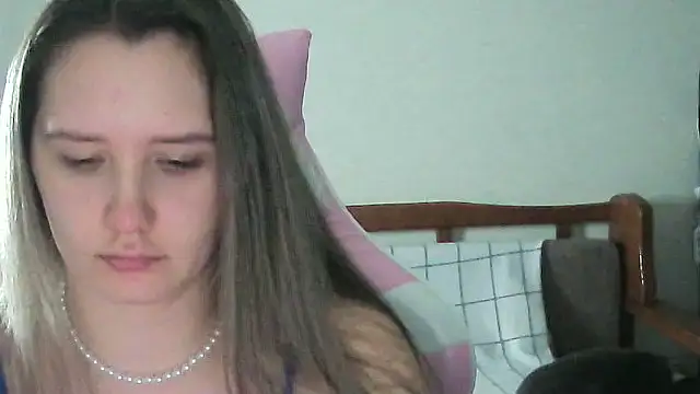 Caymira – Live XXX-chat