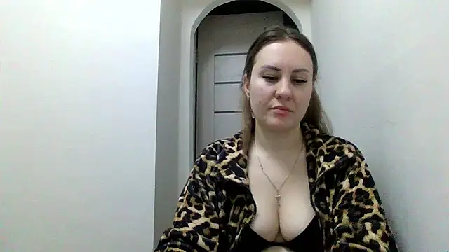 MeadowEyes 现场XXX聊天