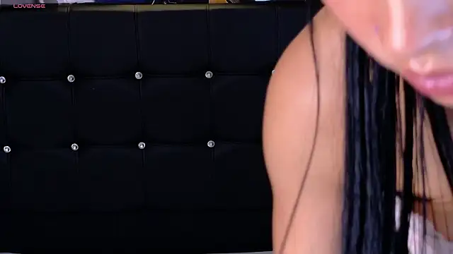 _ArianaToroo 现场XXX聊天