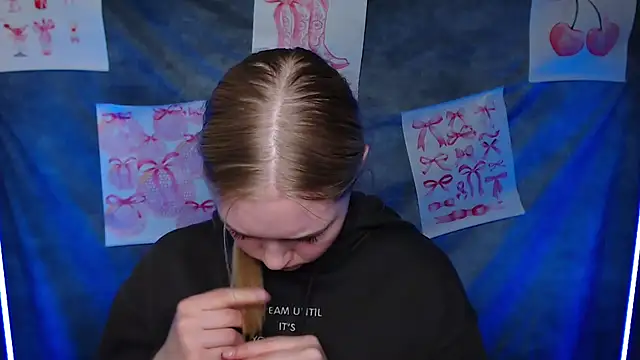 MademoiselleCl 现场XXX聊天