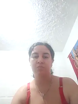 Chatroom XXX en direct de Camila-Valverde