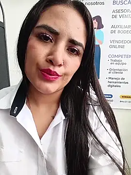 دردشة MAYE__13 الجنسية المباشرة