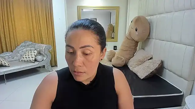 دردشة gaby_trent الجنسية المباشرة