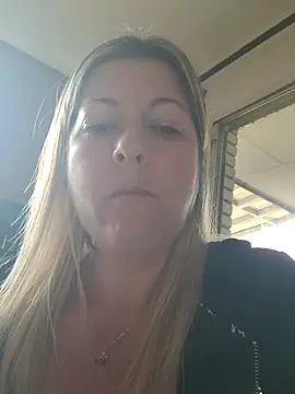 Chat XXX ao vivo de NikkiBlisss