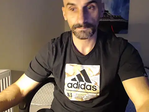 دردشة amydamarw الجنسية المباشرة