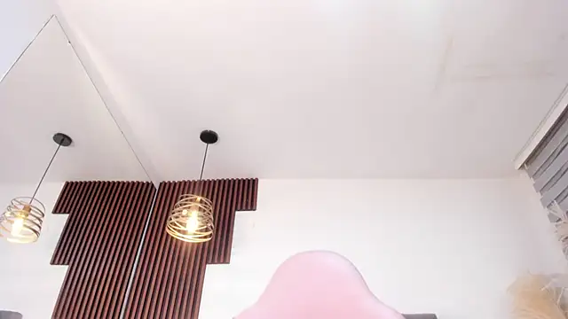 Chat +18 de darling_spoiled ao vivo