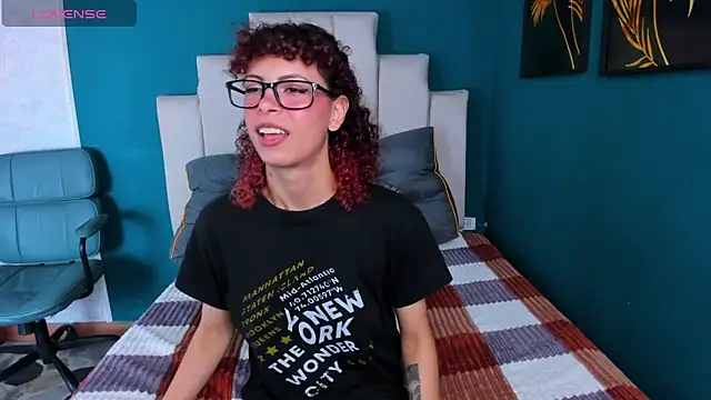 AliceMadnes: απευθείας συνομιλία ΧΧΧ