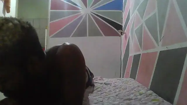 thasmyni's Live XXX Chat