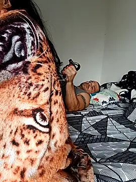 LEIRIS_Y_FRED_01 Chat XXX in diretta