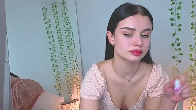 Silena_sky Chat XXX live