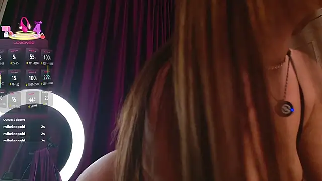 SereneRhodes – Naživo XXX chat