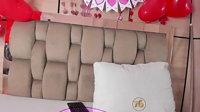 karol_lewiss Obrolan Langsung XXX