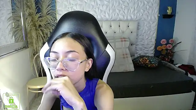 NathaliaSweet_11 Adlı Modelin Canlı XXX Sohbeti