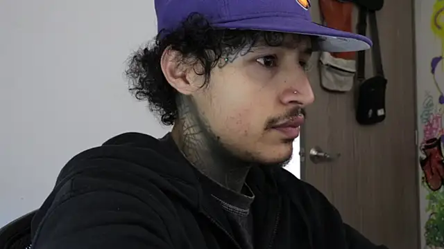 trieone Live XXX-Chat