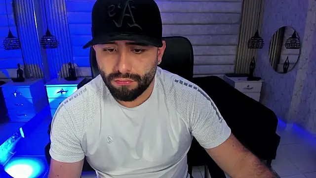 jhon_bear03's Webcam Show