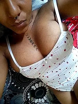 Kandeefooxxx Show Webcam