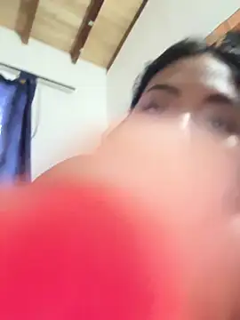 Chat +18 de emmyjhonson07 ao vivo