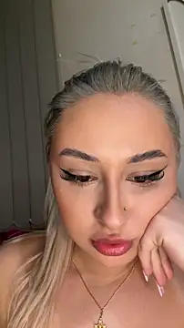 Chat XXX en directo de Kylie_One