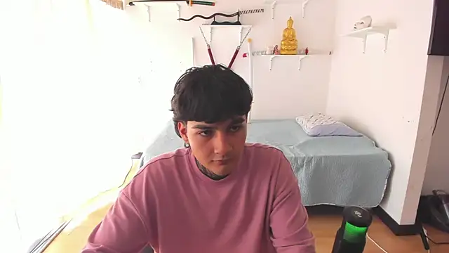 Your_Taon Webbikameraesitys