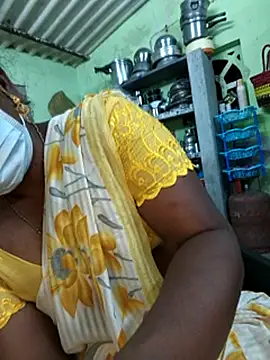 Tamilselviroja- লাইভ XXX চ্যাট