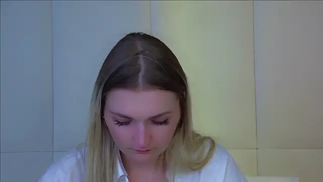 AnnyRaii's Live XXX Chat