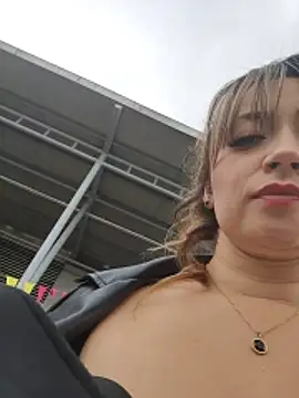 tata_sanz_ Pertunjukan Webcam