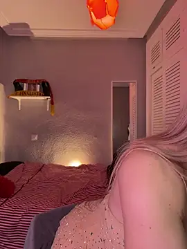 Crystal_________のウェブカメラショー