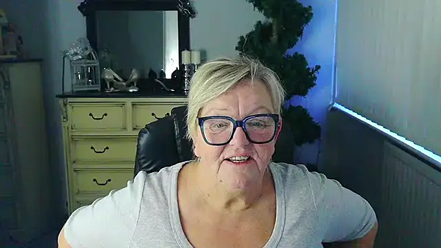 BridgetBlueEyesのウェブカメラショー