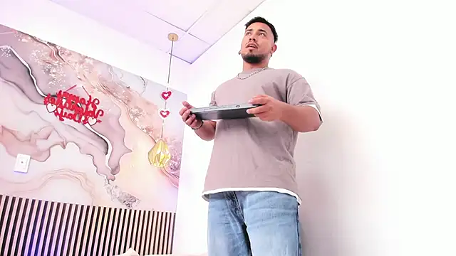 Chat XXX ao vivo de BrianMalonee