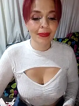 Chat +18 de sthefania1710 ao vivo