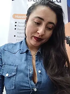 _Sarah-Office1 Live XXX Chat