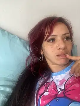 XXX chat uživo modela Scarlett__Noir
