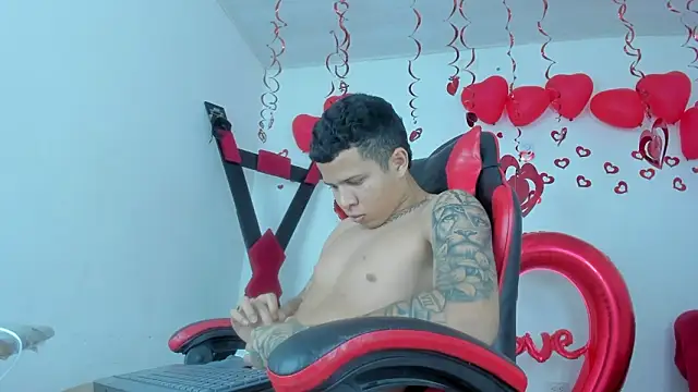 Steven_and_Camilo18 Chat XXX in diretta