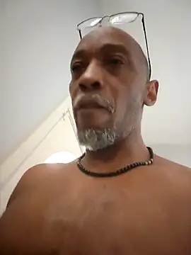 دردشة Lonelynudist59 الجنسية المباشرة