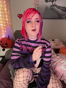 Angel-Lewd-Cake: онлайн-секс-чат