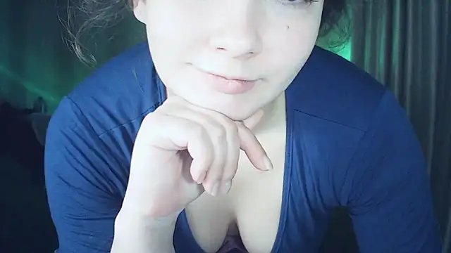 MoodieMira 라이브 XXX 채팅