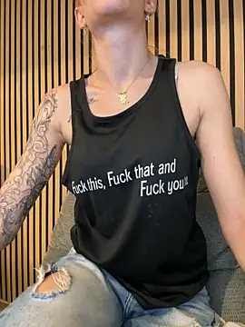 ArianaSkyxxx Show in webcam