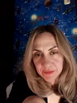 Tanya6547のライブXXXチャット