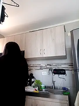 KloheCurvyのライブXXXチャット