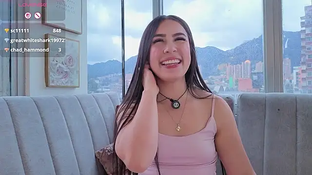 Ivanna_WestのライブXXXチャット