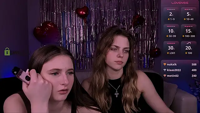 Show modela nekky_mouse na web-kameri