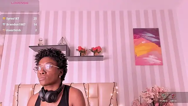 DarkHoneyyのライブXXXチャット