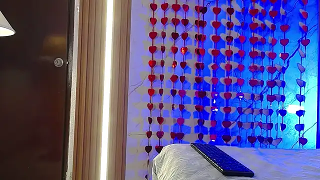 chloe__Jones_: απευθείας συνομιλία ΧΧΧ