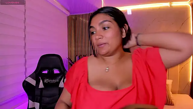 Lyra_Black_のウェブカメラショー