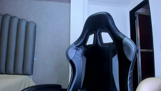 Shirleytaylor- – Naživo XXX chat